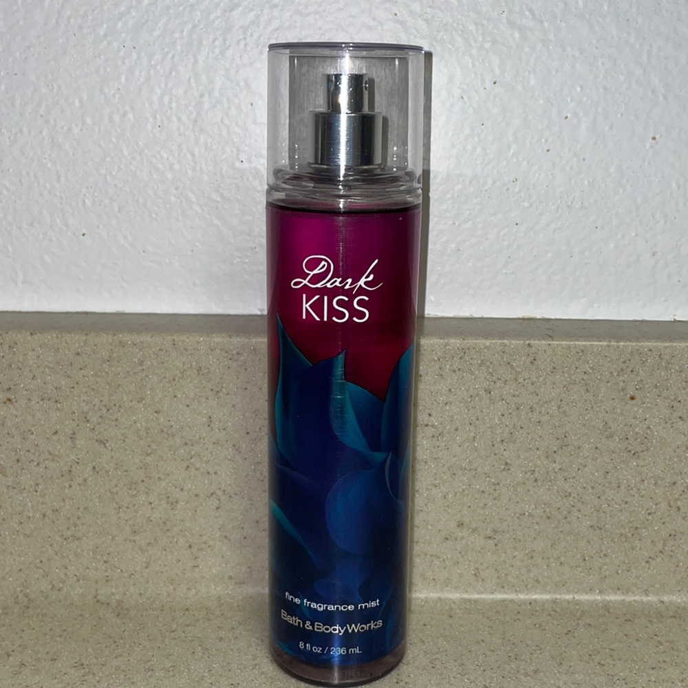 Bath and Body Works Dark Kiss